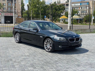 BMW 5 Series foto 2