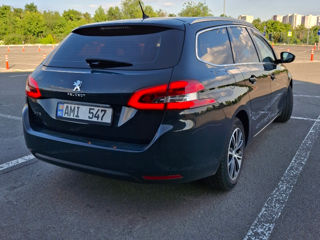 Peugeot 308 foto 3