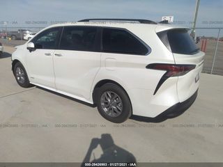 Toyota Sienna foto 1