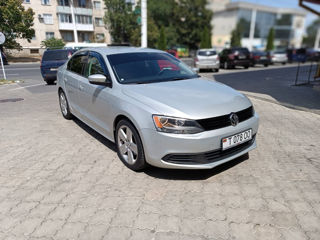 Volkswagen Jetta foto 4