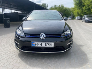 Volkswagen Golf foto 2