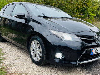 Toyota Auris foto 9