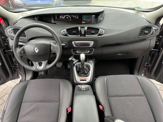 Renault Scenic foto 10