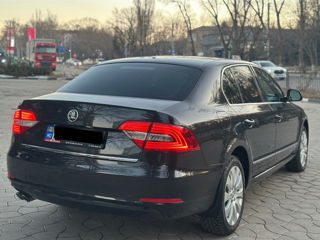 Skoda Superb foto 8