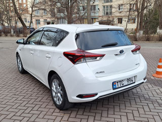 Toyota Auris foto 4