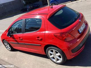 Peugeot 207 foto 5