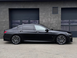 BMW 7 Series foto 7