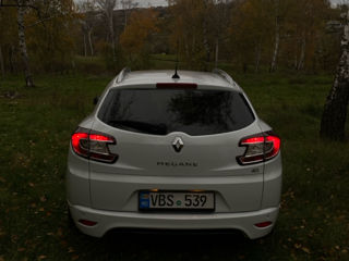 Renault Megane foto 2