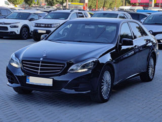 Mercedes E-Class foto 1