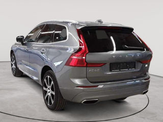 Volvo XC60 foto 2