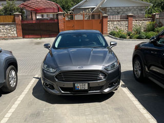 Ford Fusion foto 5