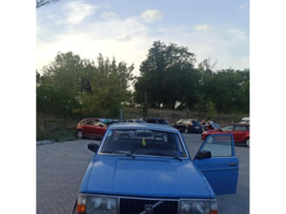 Volvo 244 foto 1