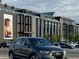 Audi Q3 foto 1