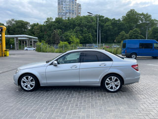 Mercedes C-Class foto 7