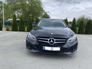 Mercedes E-Class foto 2