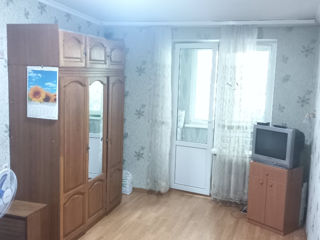 Apartament cu 2 camere, 42 m², Botanica, Chișinău