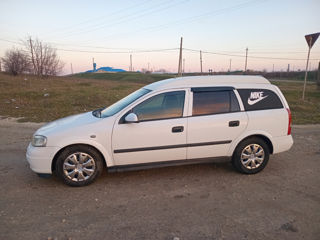 Opel Astra foto 9