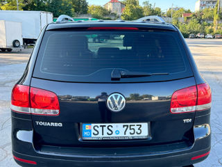 Volkswagen Touareg foto 5