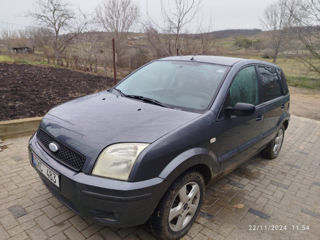 Ford Fusion foto 4