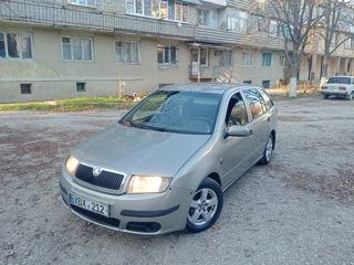 Skoda Fabia foto 1