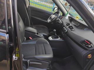 Renault Scenic foto 10