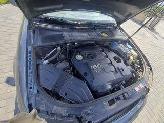 Audi A4 фото 3