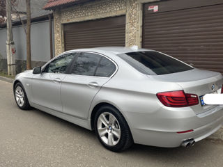 BMW 5 Series foto 4