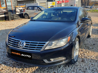 Volkswagen Passat CC foto 1