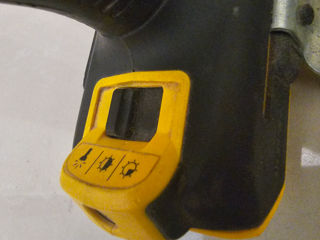 Dewalt DCD796 Putin folosit foto 5