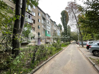 Apartament cu 2 camere, 44 m², Botanica, Chișinău foto 1