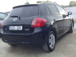 Toyota Auris foto 3