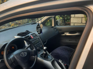 Toyota Auris foto 2