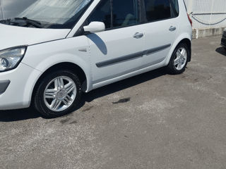 Renault Scenic foto 3