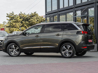 Peugeot 5008 foto 2