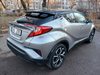 Toyota C-HR foto 7