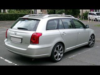 Toyota avensis 2005 universal....стопы задние L+R.... foto 1