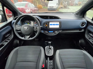 Toyota Yaris foto 15