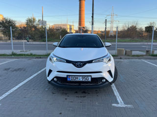 Toyota C-HR foto 6