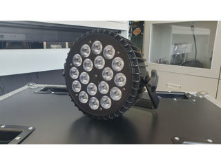 BONAUDIO LED PAR 18*10w rgbw foto 4