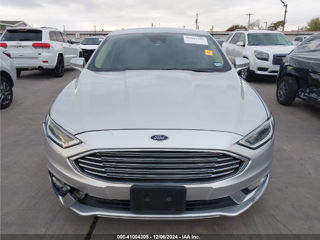 Ford Fusion foto 2