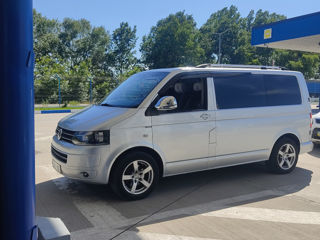 Volkswagen Caravelle foto 9