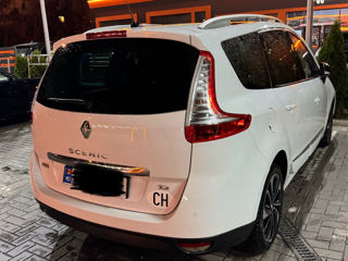 Renault Grand Scenic foto 3