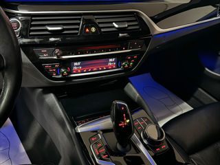 BMW 5 Series foto 14