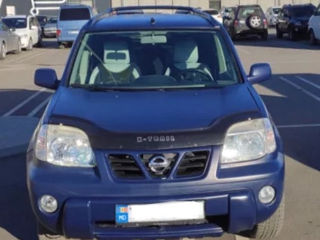 Nissan X-Trail foto 3