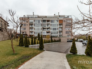 Apartament cu 4 camere, 168 m², Telecentru, Chișinău foto 2