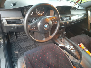 BMW 5 Series foto 2