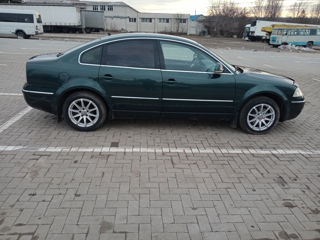 Volkswagen Passat foto 3