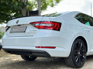 Skoda Superb foto 7