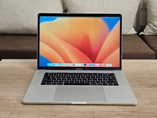 TOP! MacBook Pro 15 2019 (i7/32Gb/1Tb, Radeon Vega 16) Garantie!