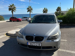 BMW 5 Series foto 4